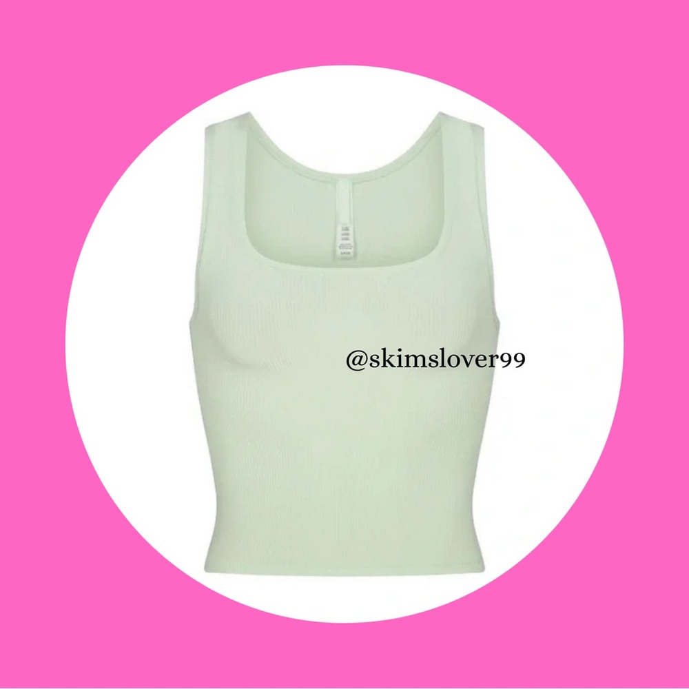 SKIMS - Soft Lounge Tank in Honeydew - XS - NWT - Picture 1 of 3